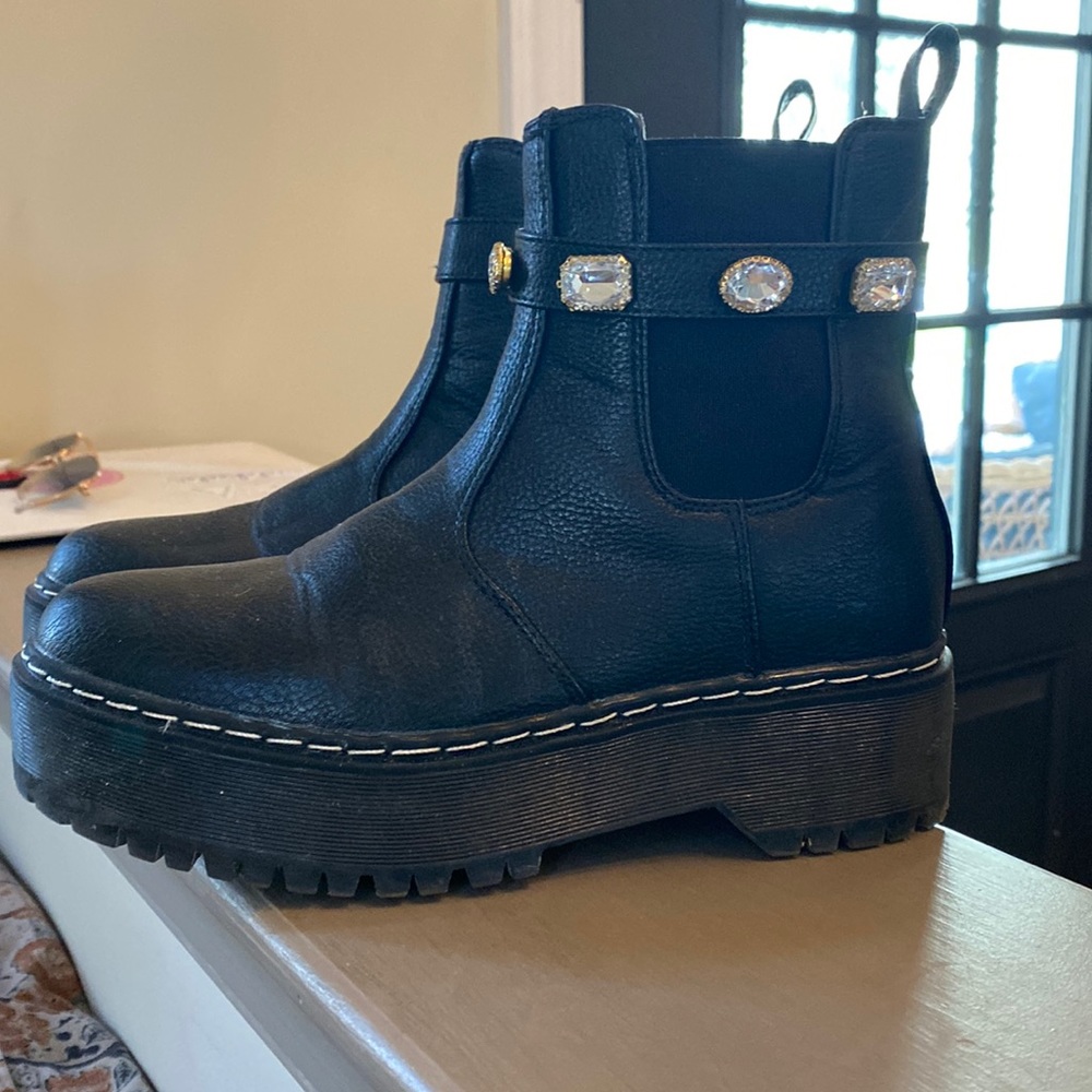Black platform boot